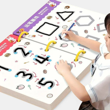 Petit Éveil Montessori cahier d'exercices réutilisable pour enfants, avec chiffres et formes à tracer. Un enfant utilise un stylo pour s'entraîner.