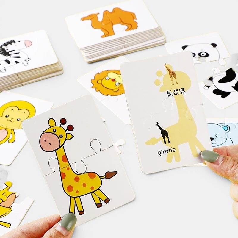 Cartes Montessori éducatives Petit Éveil Montessori avec illustrations d'animaux colorés, girafe, singe, panda, lion, zèbre, ours et chameau.