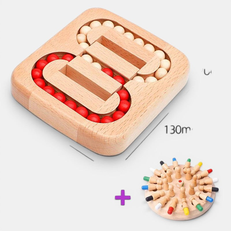 Jeu de mémoire en bois Petit Éveil Montessori avec billes rouges et blanches, et un jeu de pions colorés.