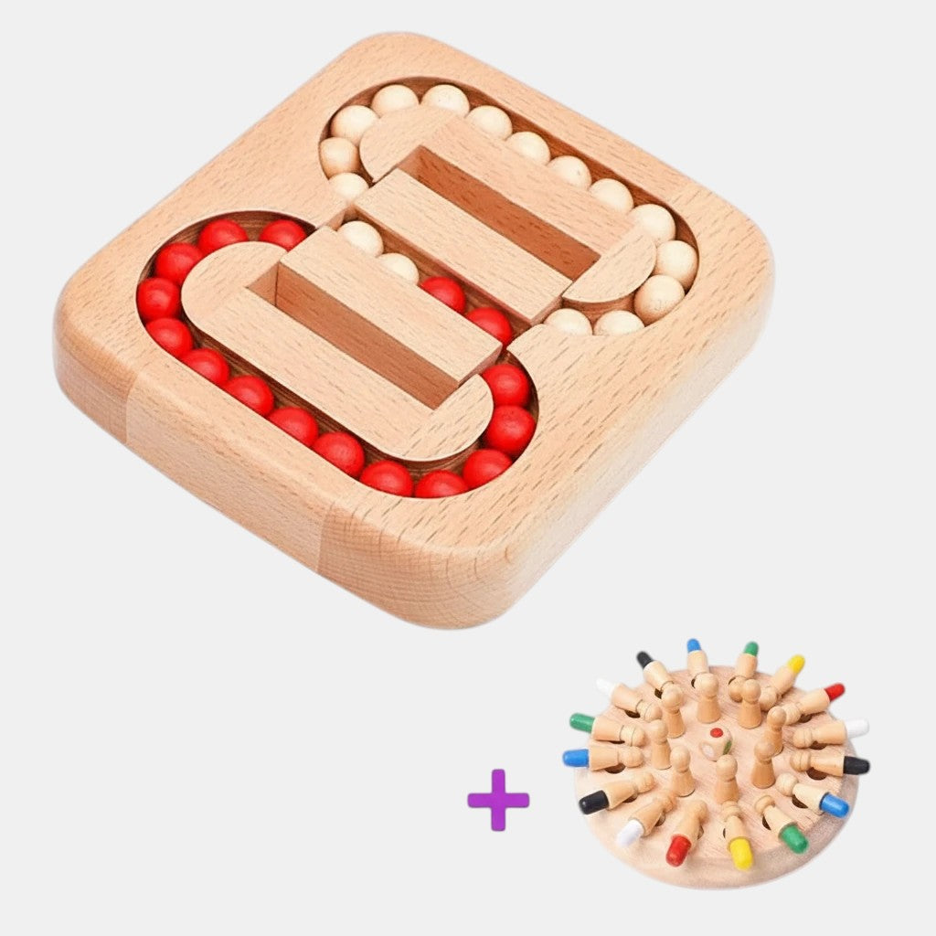Jeu de mémoire en bois Petit Éveil Montessori avec billes rouges et blanches et un jeu de quilles colorées.