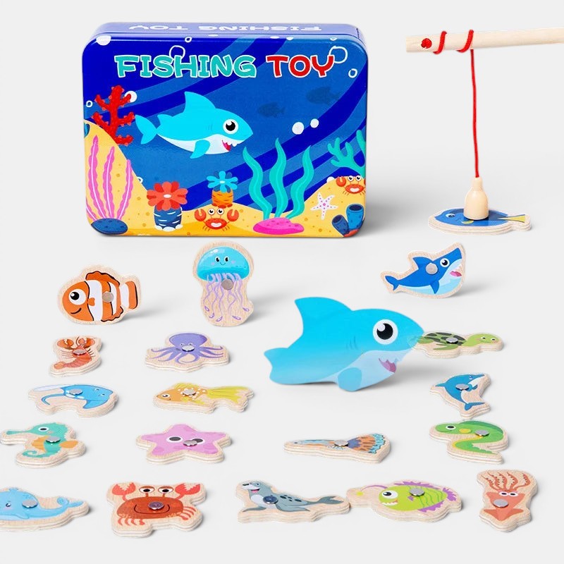 Petit Éveil Montessori : jeu de pêche magnétique en bois avec 12 animaux marins et 1 canne à pêche.