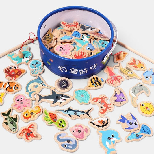 Petit Éveil Montessori, jeu de pêche magnétique en bois avec 30 pièces représentant des animaux marins colorés et 2 cannes à pêche.