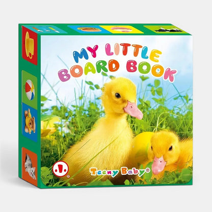 Livre sensoriel Montessori Petit Éveil Montessori avec des canetons jaunes dans l'herbe, idéal pour l'éveil des bébés.