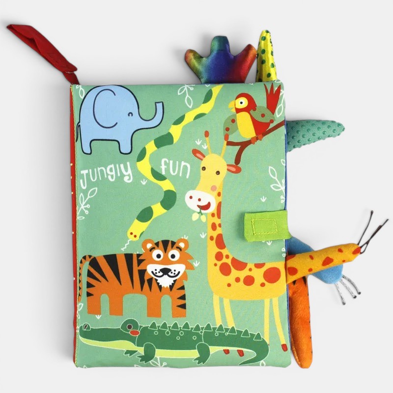 Livre en tissu Petit Éveil Montessori avec éléphant, girafe, tigre, crocodile, serpent et oiseau sur fond vert. Texte "Jungly fun".