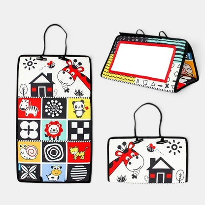 Petit Éveil Montessori Miroir sensoriel noir et blanc pour bébé avec motifs animaux et formes géométriques.