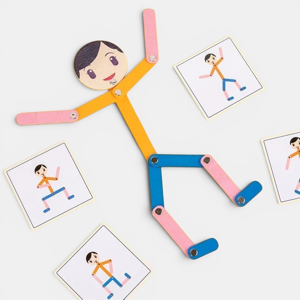 Petit Éveil Montessori, puzzle articulé en bois coloré (orange, bleu, rose) avec des cartes modèles pour recréer des personnages.