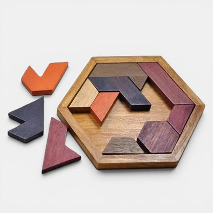 Tangram Montessori en bois de Petit Éveil Montessori, jeu éducatif de formes géométriques colorées pour développer la logique et la créativité.