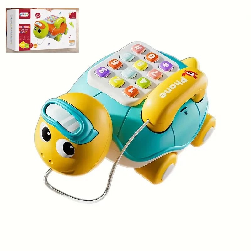 Tortue musicale interactive Petit Éveil Montessori en plastique bleu et jaune avec clavier et téléphone pour l'éveil des tout-petits.
