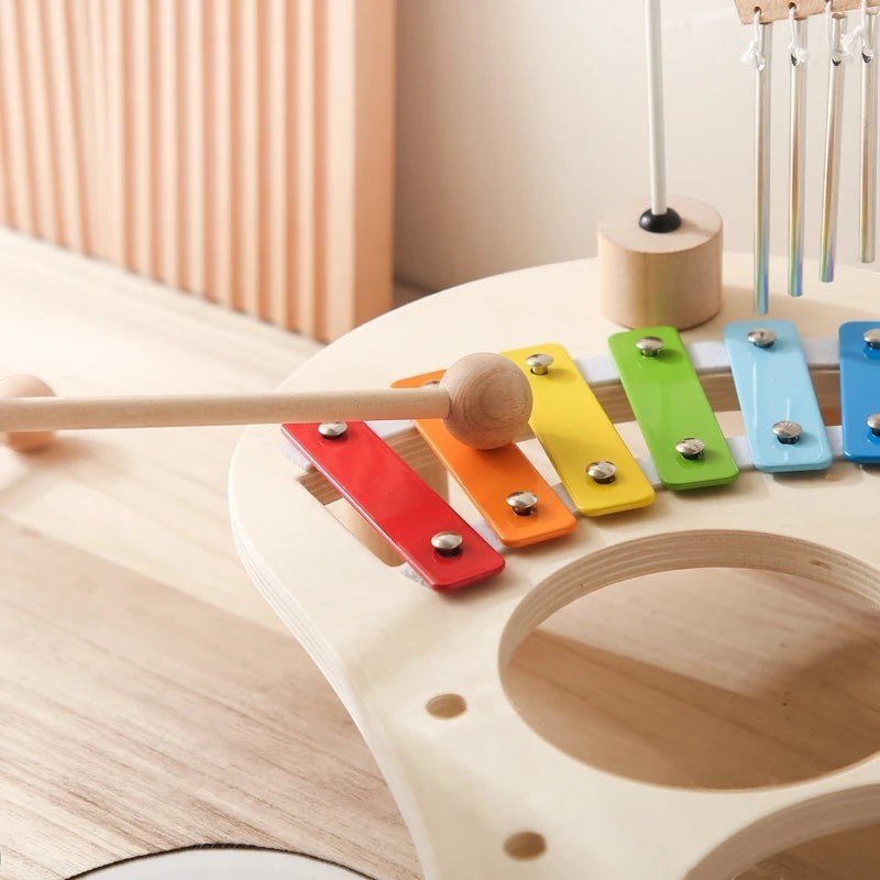 Petit Éveil Montessori : xylophone en bois coloré avec maillet, jouet éducatif pour bébé, éveil musical et sensoriel.